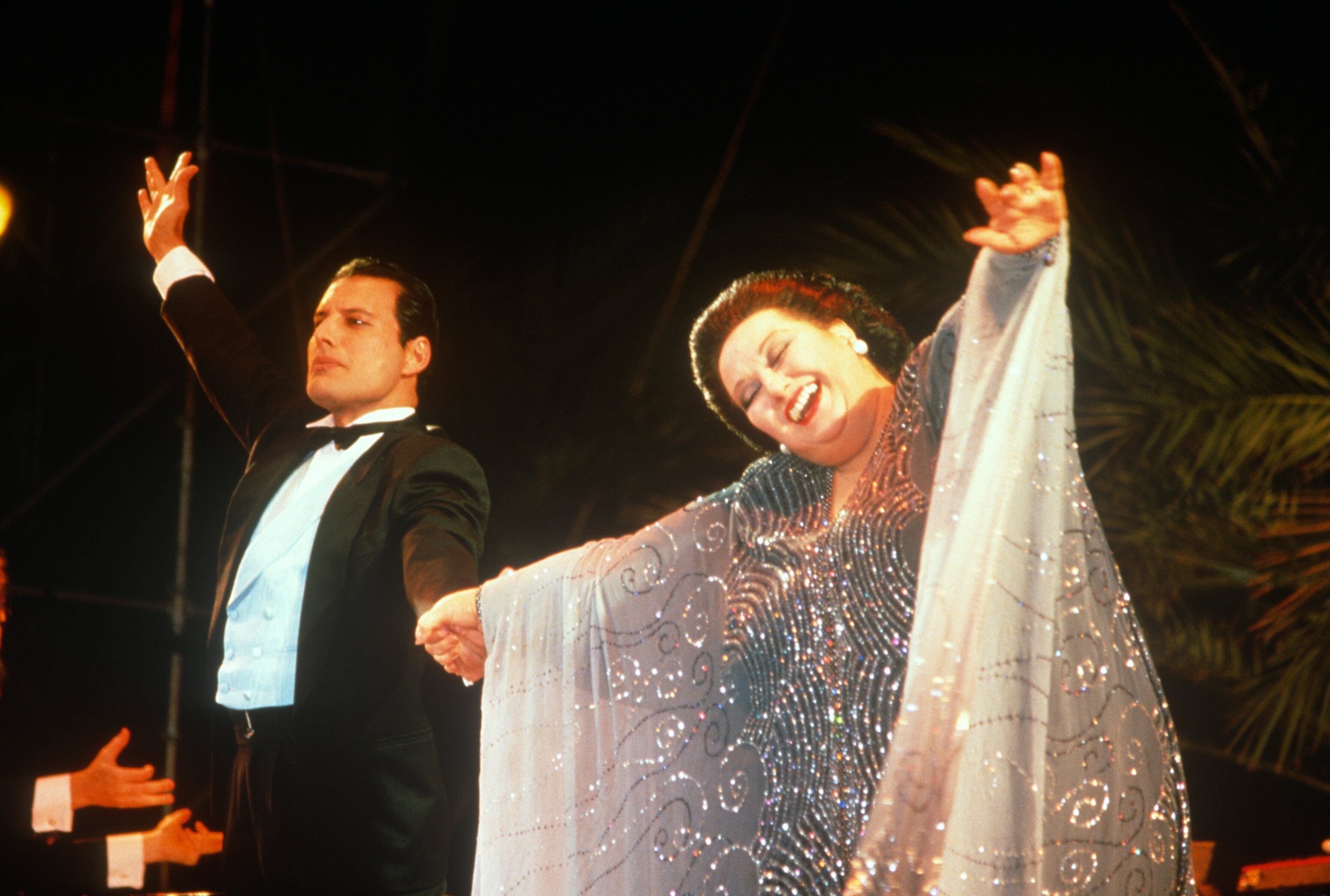 Freddie Mercury y Monserrat Caballe cantando Barcelona en el KU club de Ibiza en 1987