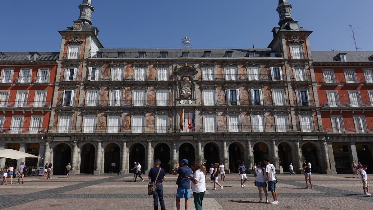 ¿Adiós al calor? La Aemet alerta de la bajada momentánea de temperaturas en Madrid