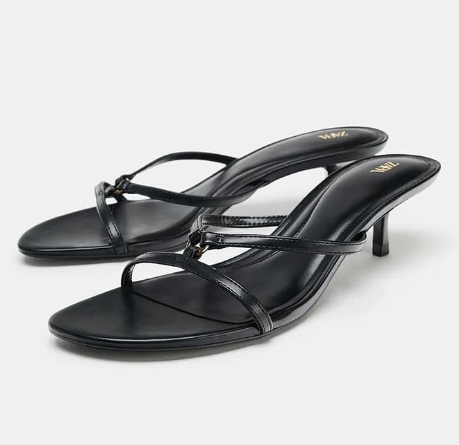 Sandalias 'kitten' de Zara (ZARA)