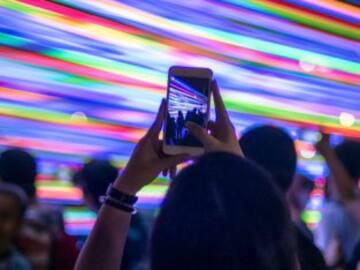 Devermut, tras las polémica: “Se ve como un hombre nos besa sin nuestro consentimiento”