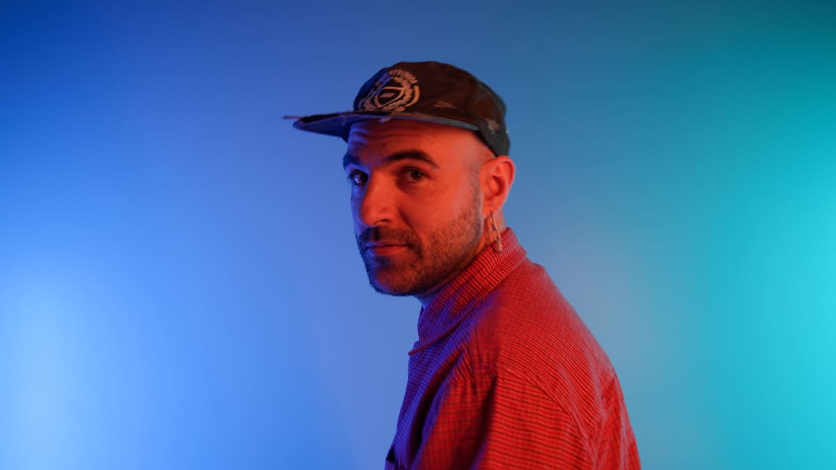 ‘Nexo’, el próximo disco de Nil Moliner, nos hará recordar a El canto del loco, Pereza o M-Clan