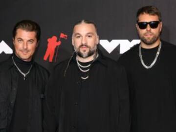 Swedish House Mafia y Sting llevan el clásico ‘Roxanne’ al dance en ‘Redlight’: Mira aquí el videoclip