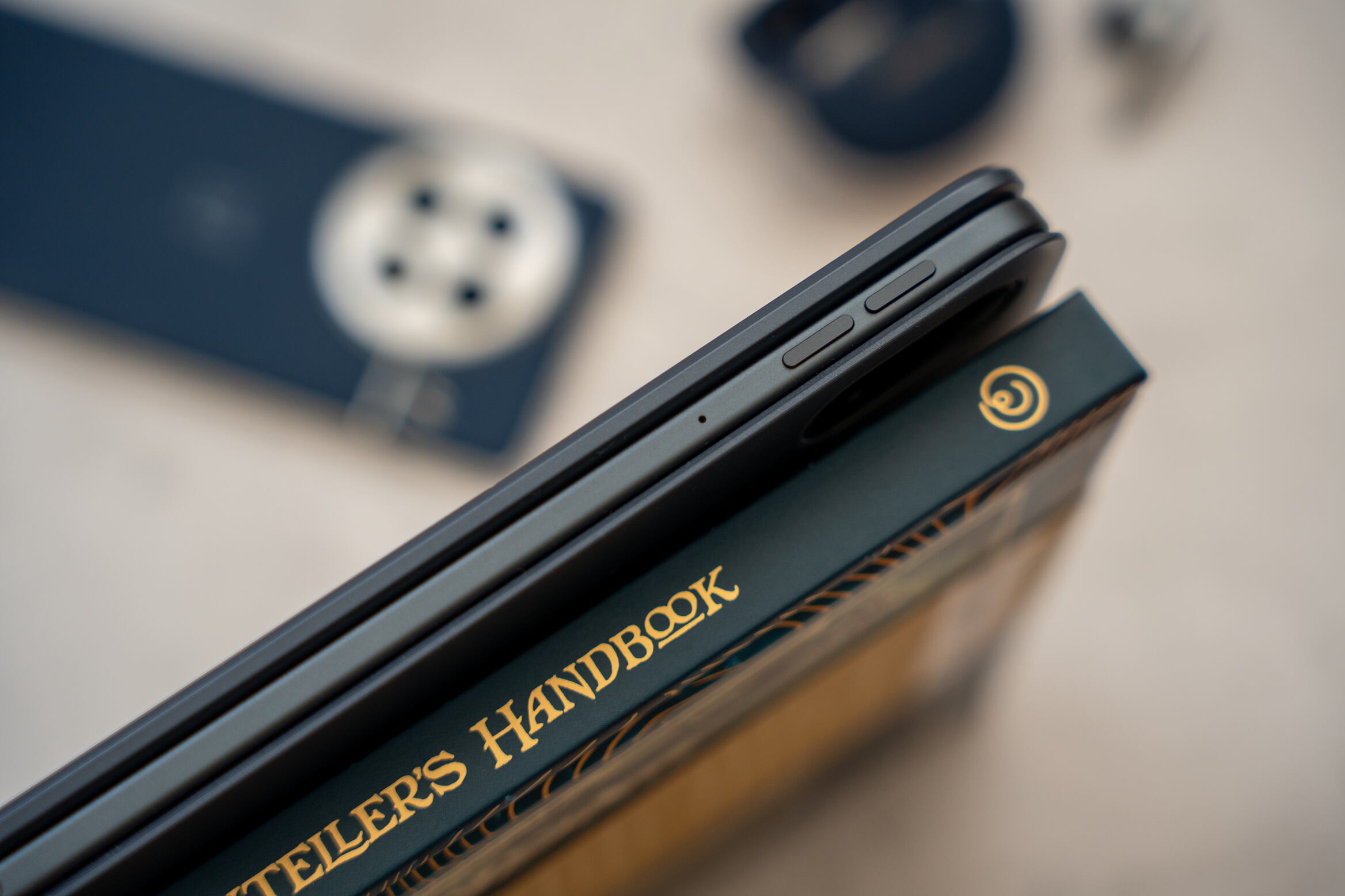 OnePlus Pad 3 con su Smart Keyboard, un combo perfecto y muy portable.