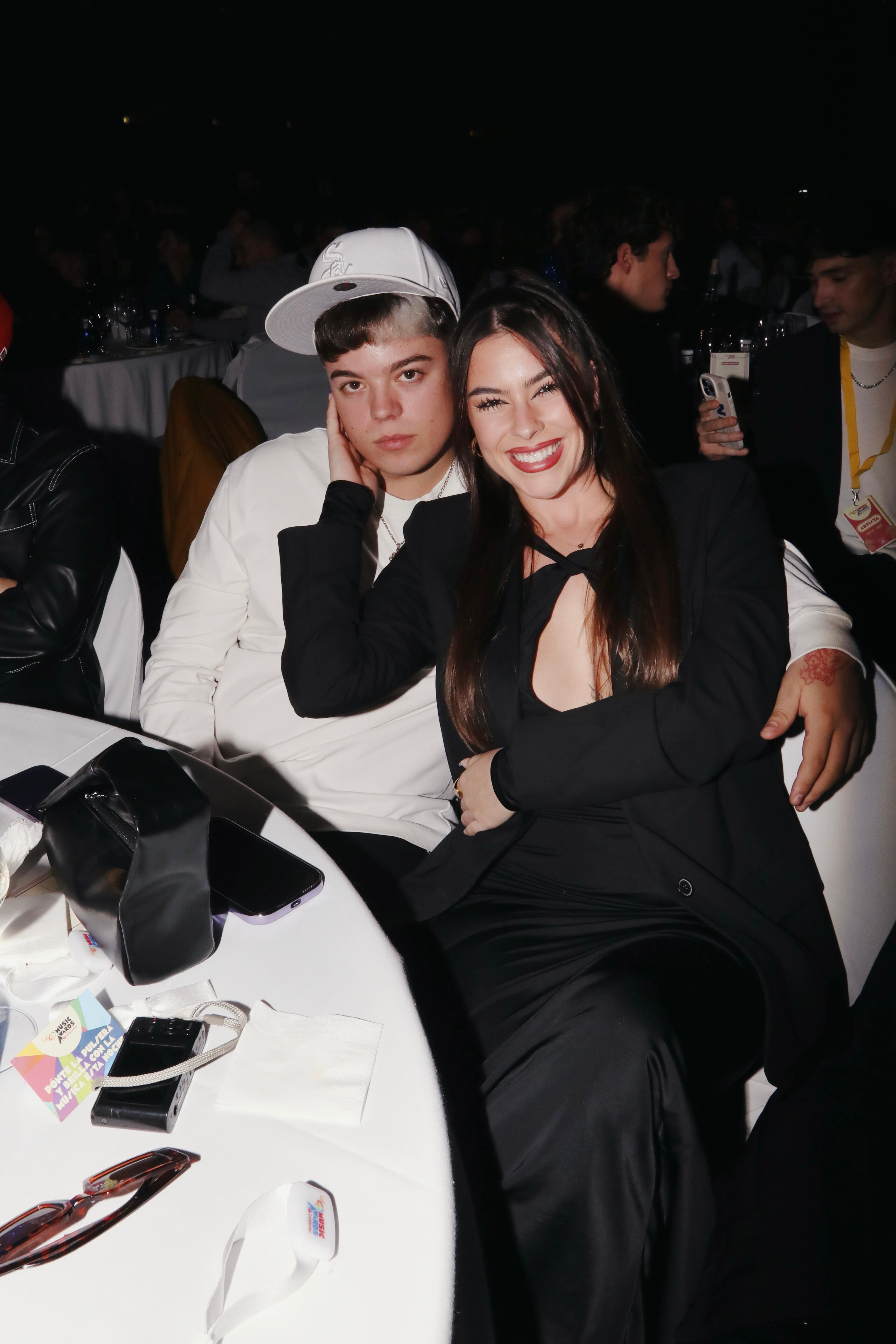 Saiko y su chica, en la cena de la gala.