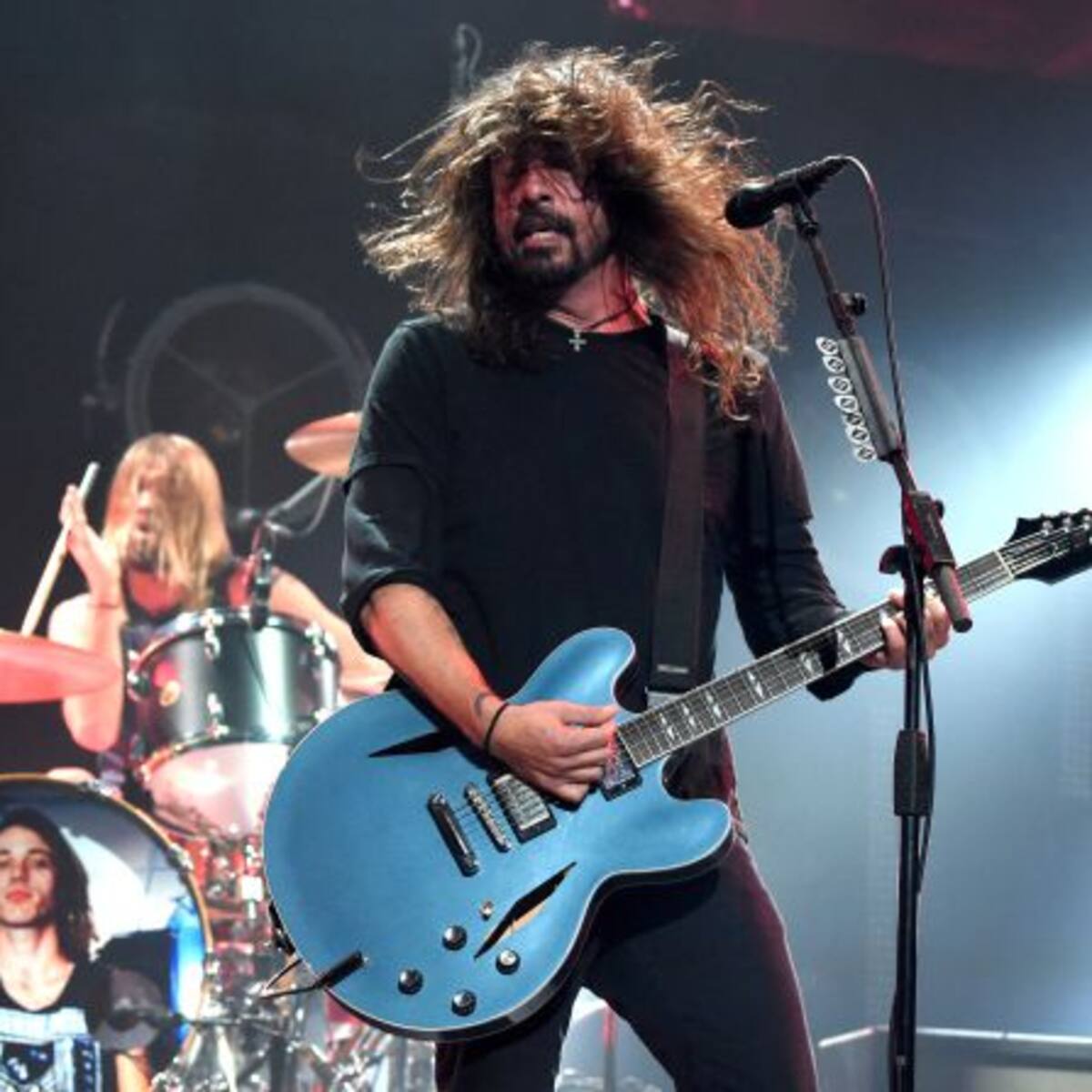 Foo Fighters estrenan nuevo videoclip para la antibelicista ‘Waiting on a war’