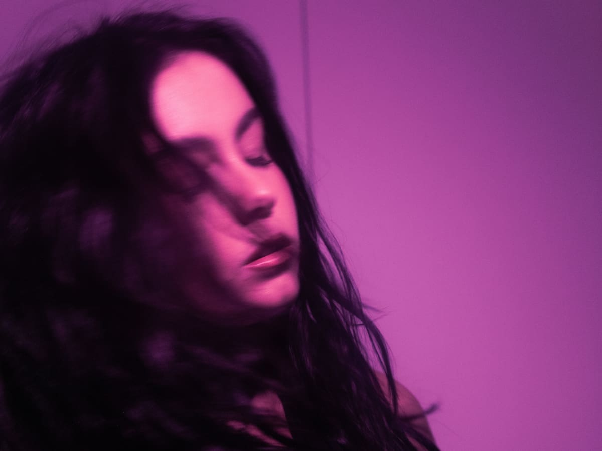 Letra y significado de 'no fue real', la nueva canción de Chiara Oliver: "Que sea el soundtrack de vuestros días azules"