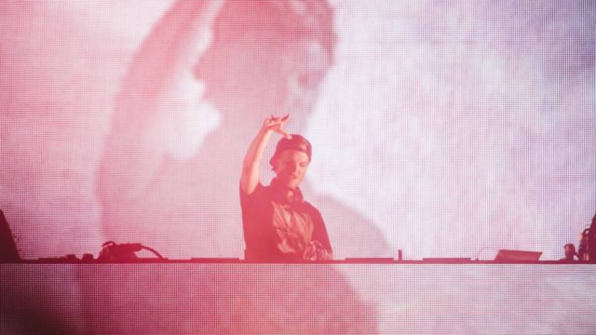 ¿Avicii no se había retirado? Sacó nuevos temas