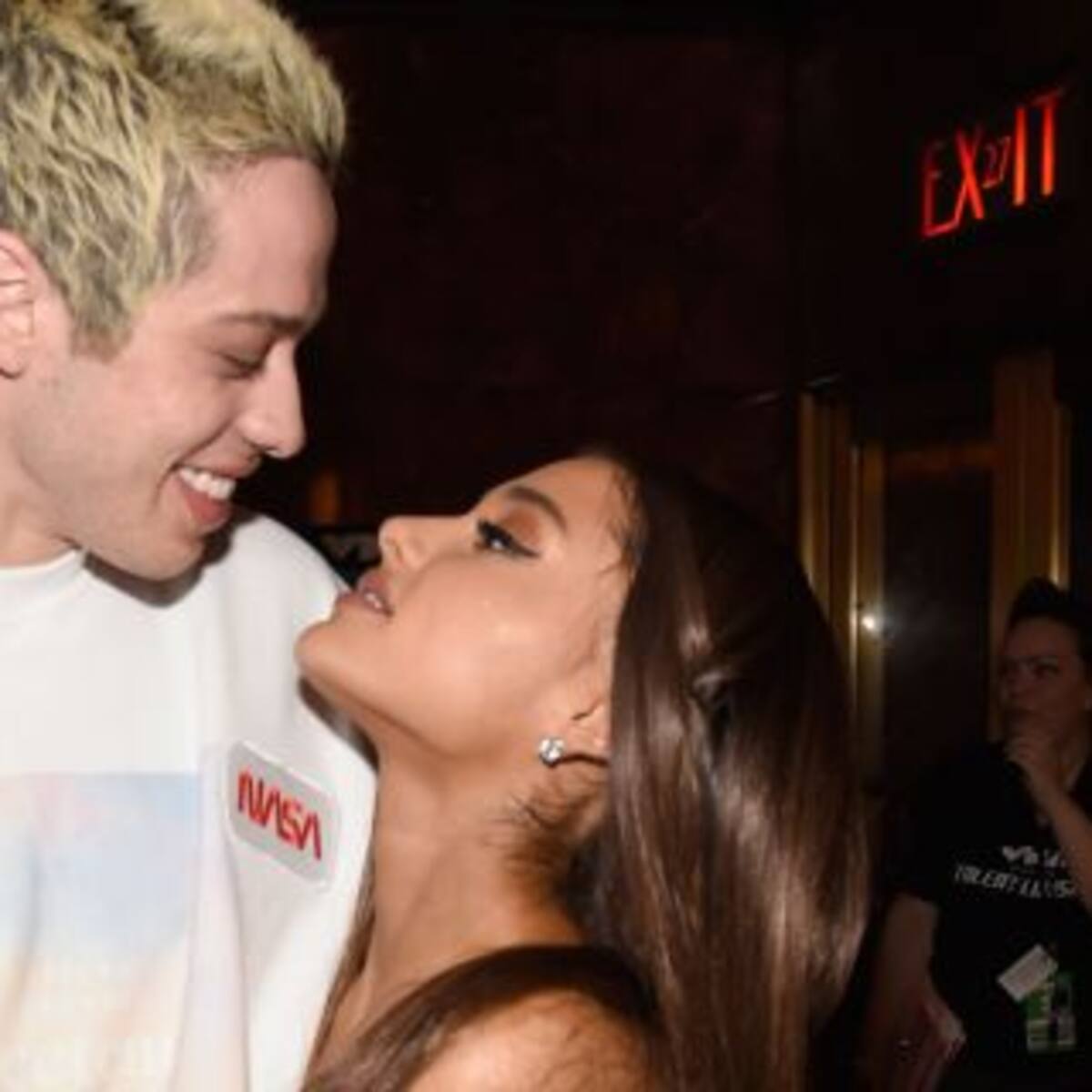 Ariana Grande se enojó con Pete Davidson por hablar de su separación
