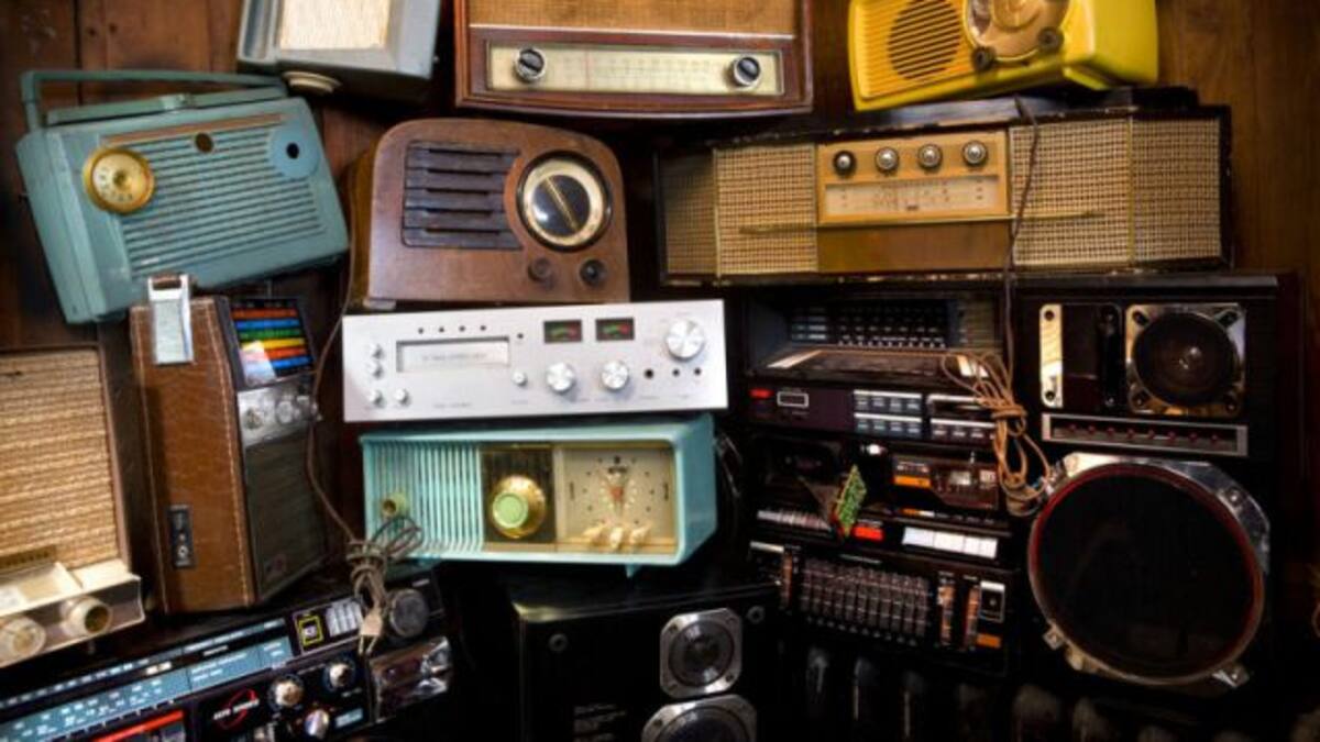 ¿Por qué celebramos el Día de la Radio?