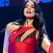 Dua Lipa recuerda sus duros inicios en la industria musical y lanza un mensaje optimista para las mujeres