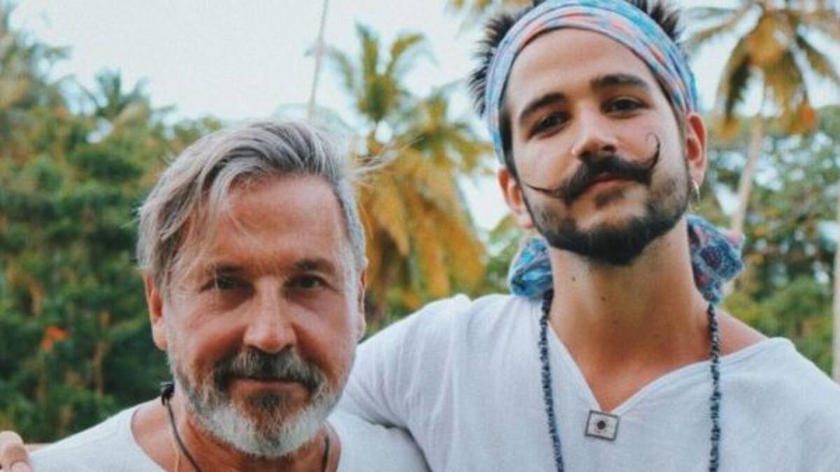 Ricardo Montaner defendió a Camilo de las críticas de una seguidora