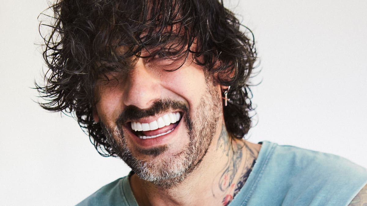 Melendi lanza ‘Pop Rock’, un viaje a su esencia musical que inaugura una nueva etapa