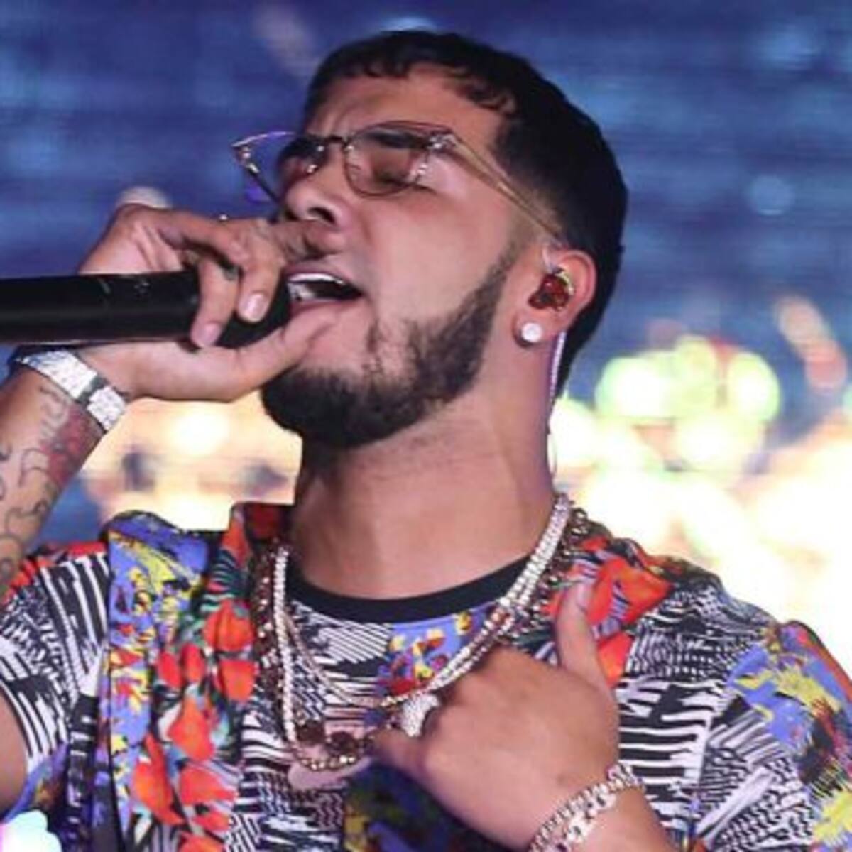 Anuel menciona a la CNFL en sus redes sociales y luego se burla