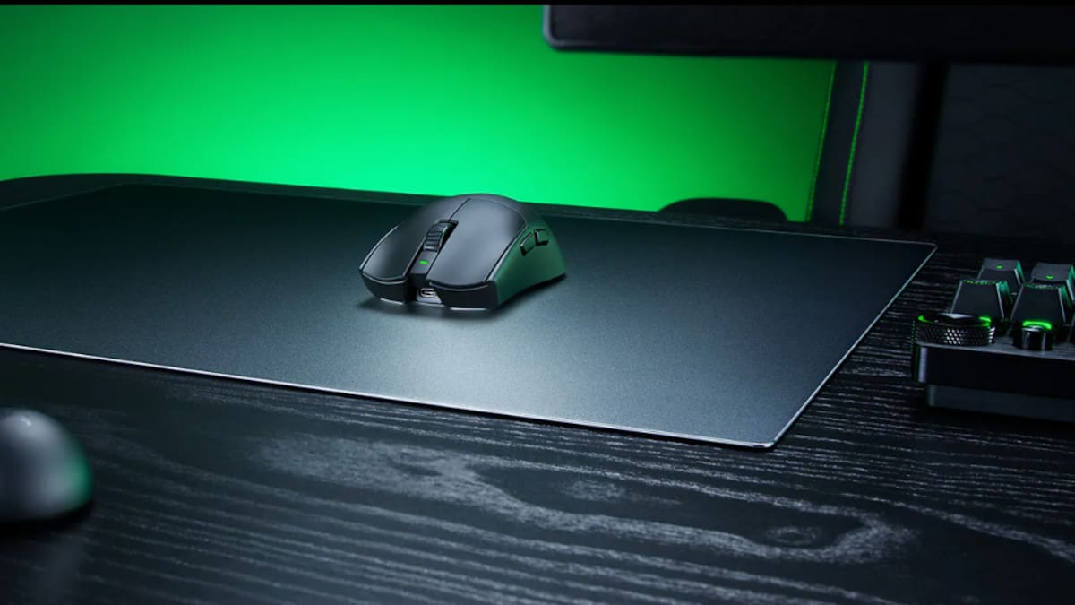 Sí, las alfombrillas de ratón de cristal existen (y son mucho mejores de lo que crees)