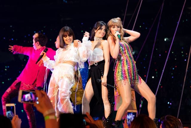 Charli XCX, Camila Cabello y Taylor Swift en &#039;Reputation Stadium Tour&#039;.