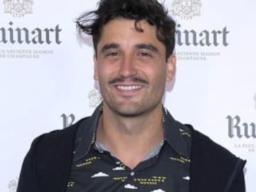 Álex García y su accidentada entrevista en La Resistencia