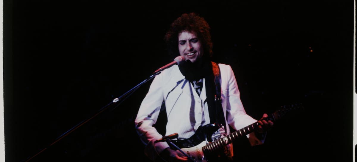 Bob Dylan durante un concierto en el Nippon Budokan Hall de Tokio, el 20 de febrero de 1978.