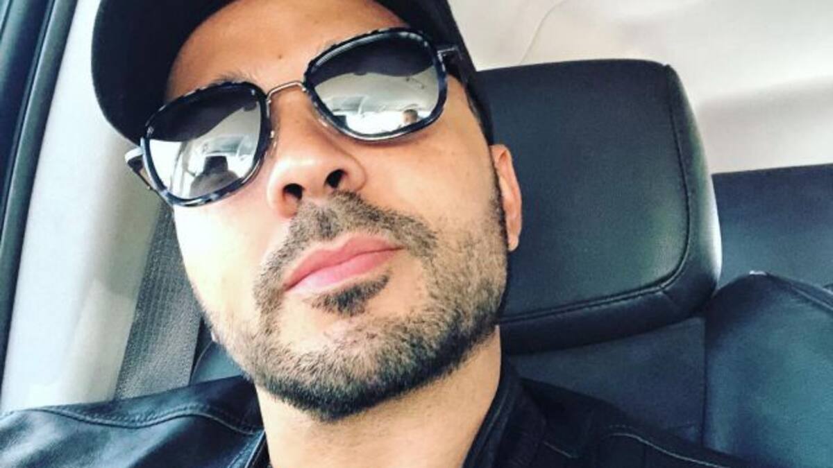 Multado por tocar Despacito en el metro