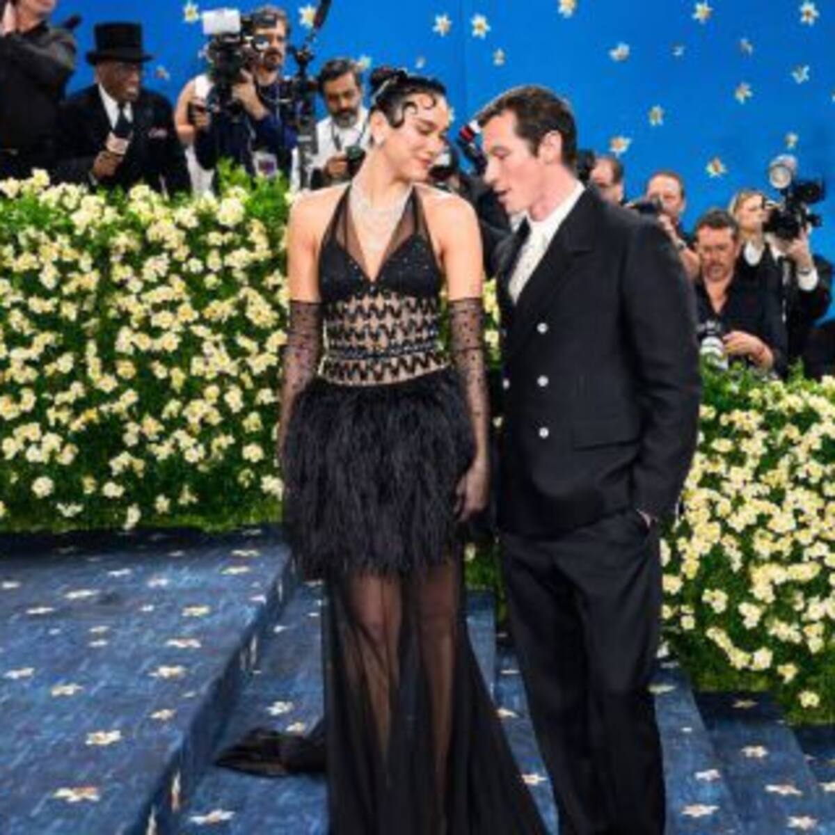 Dua Lipa y Callum Turner: la historia de amor que parece sacada de una película romántica