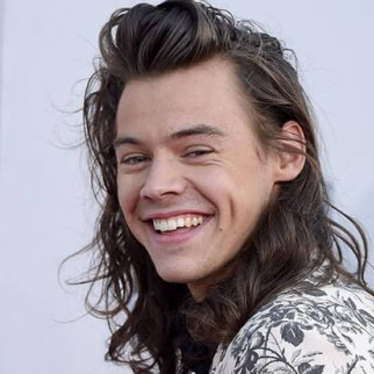 ¿A quién le canta Harrys Styles en la canción "Caroline"?