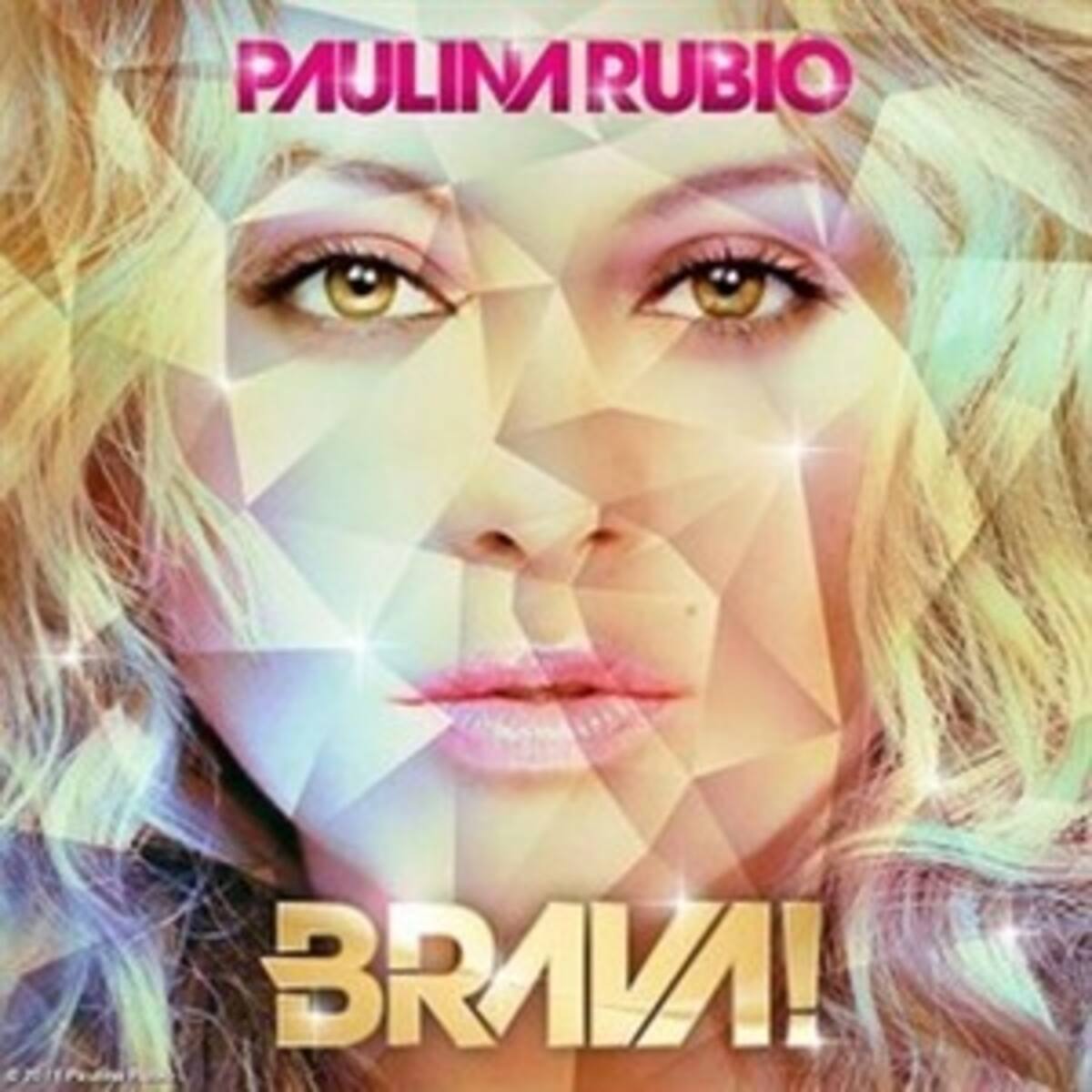 Paulina Rubio muestra la portada de Brava