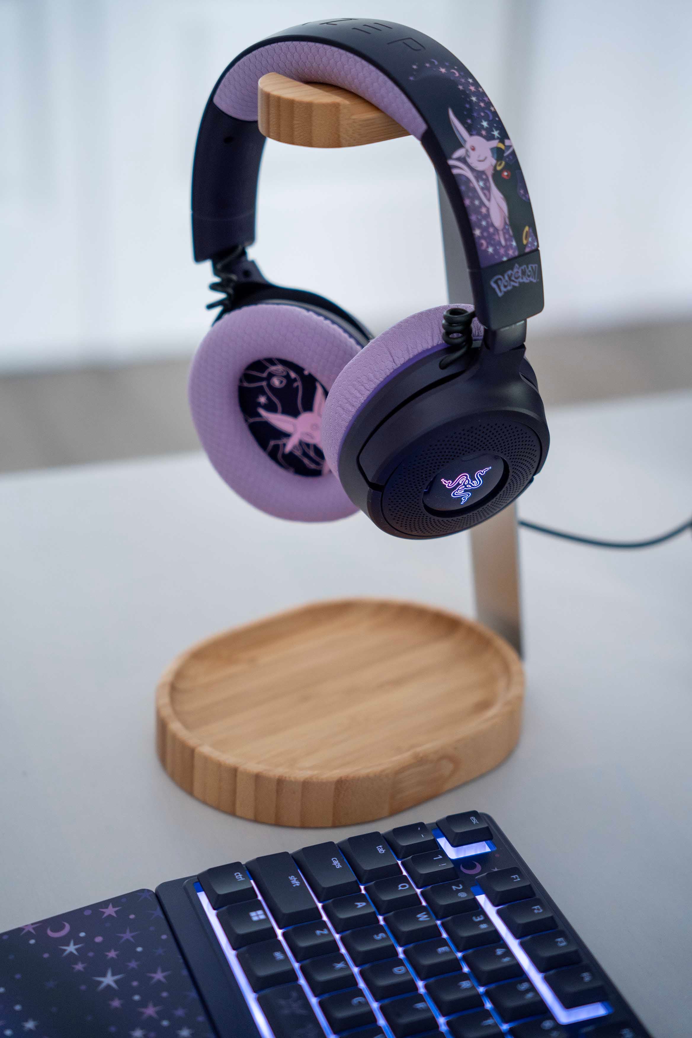 Razer x Pokémon: Espeon y Umbreon llevan la dualidad de la segunda generación al escritorio.