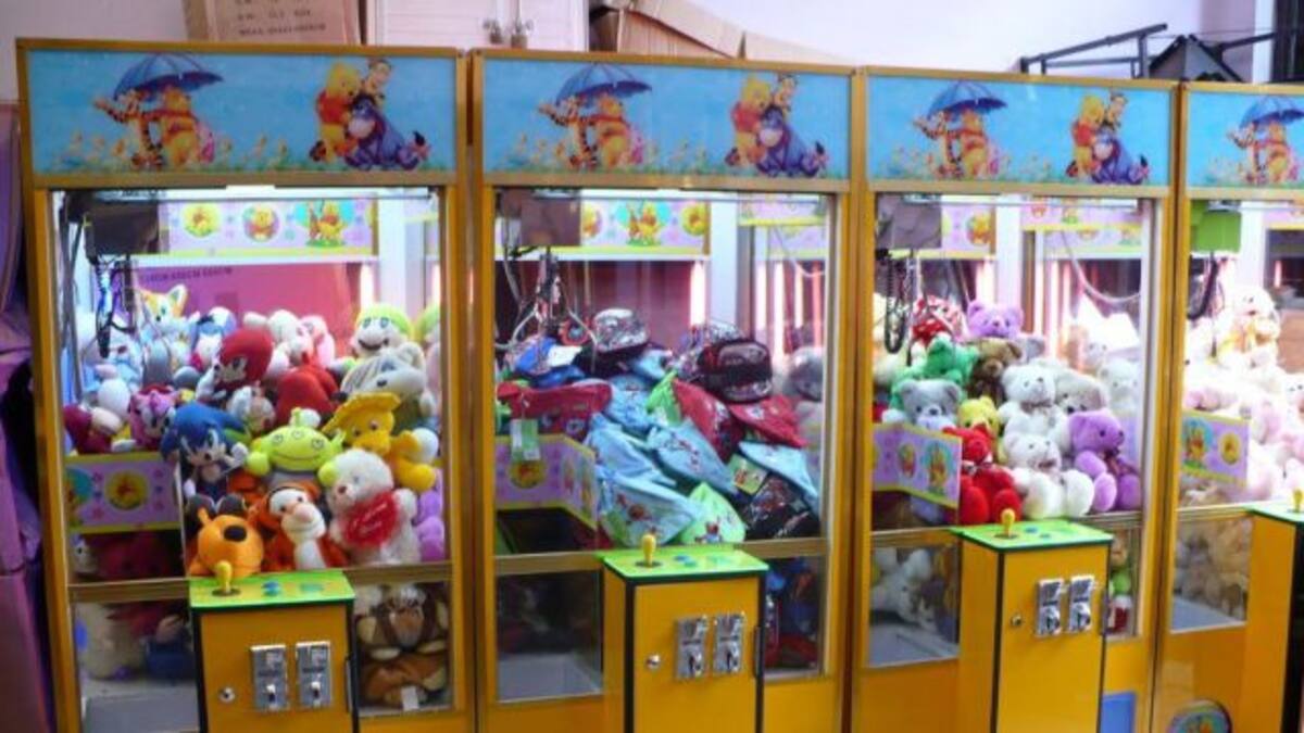 Trucos para sacar un peluche de una máquina de juegos
