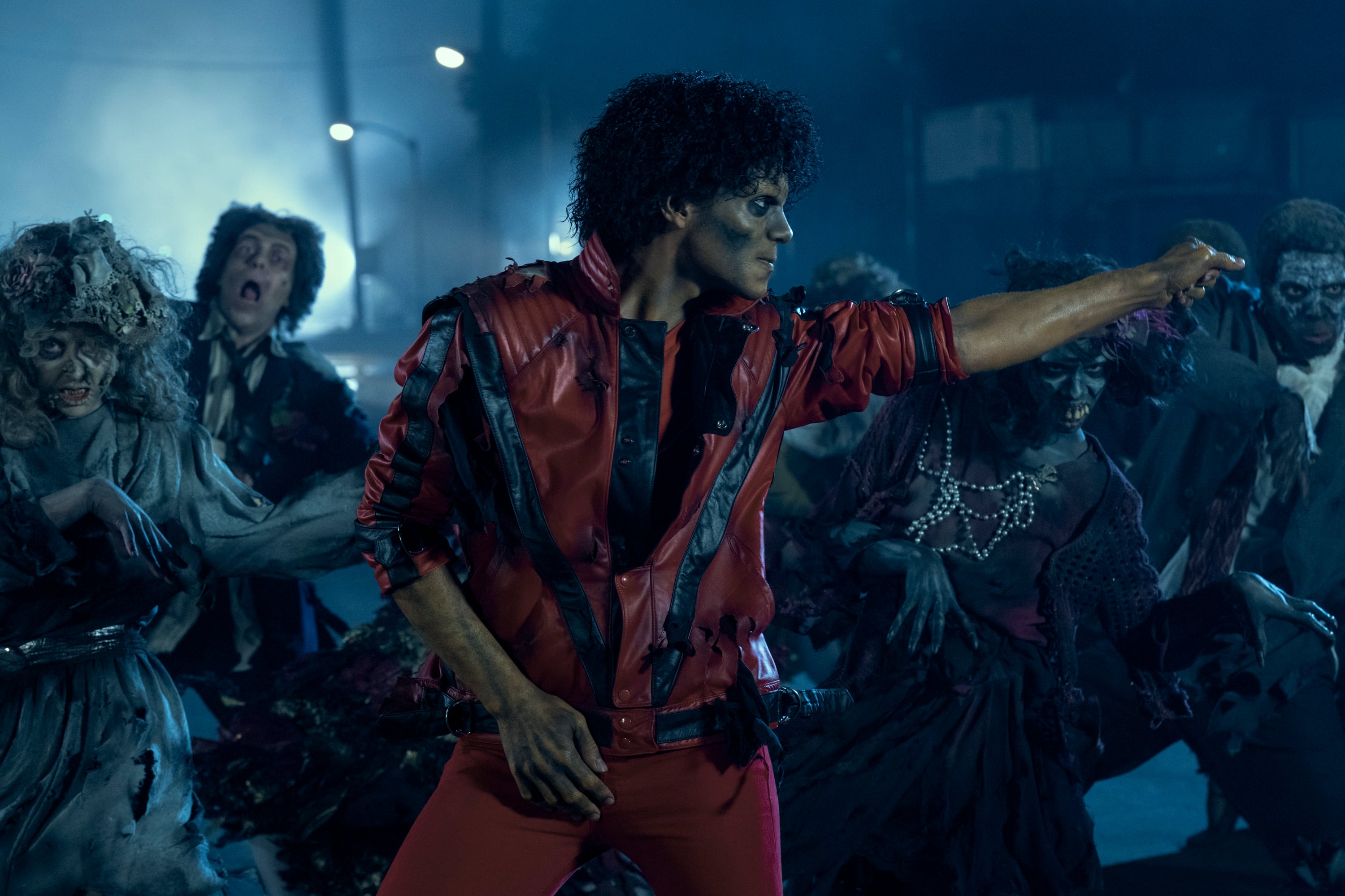 Jaafar Jackson como Michael Jackson en una escena de la grabación del videoclip de 'Thriller' en la película 'Michael'. / Glen Wilson