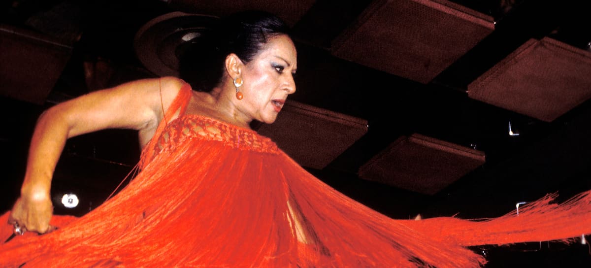 Lola Flores, durante una de sus actuaciones. Este 16 de mayo se cumplen 31 años de su muerte.