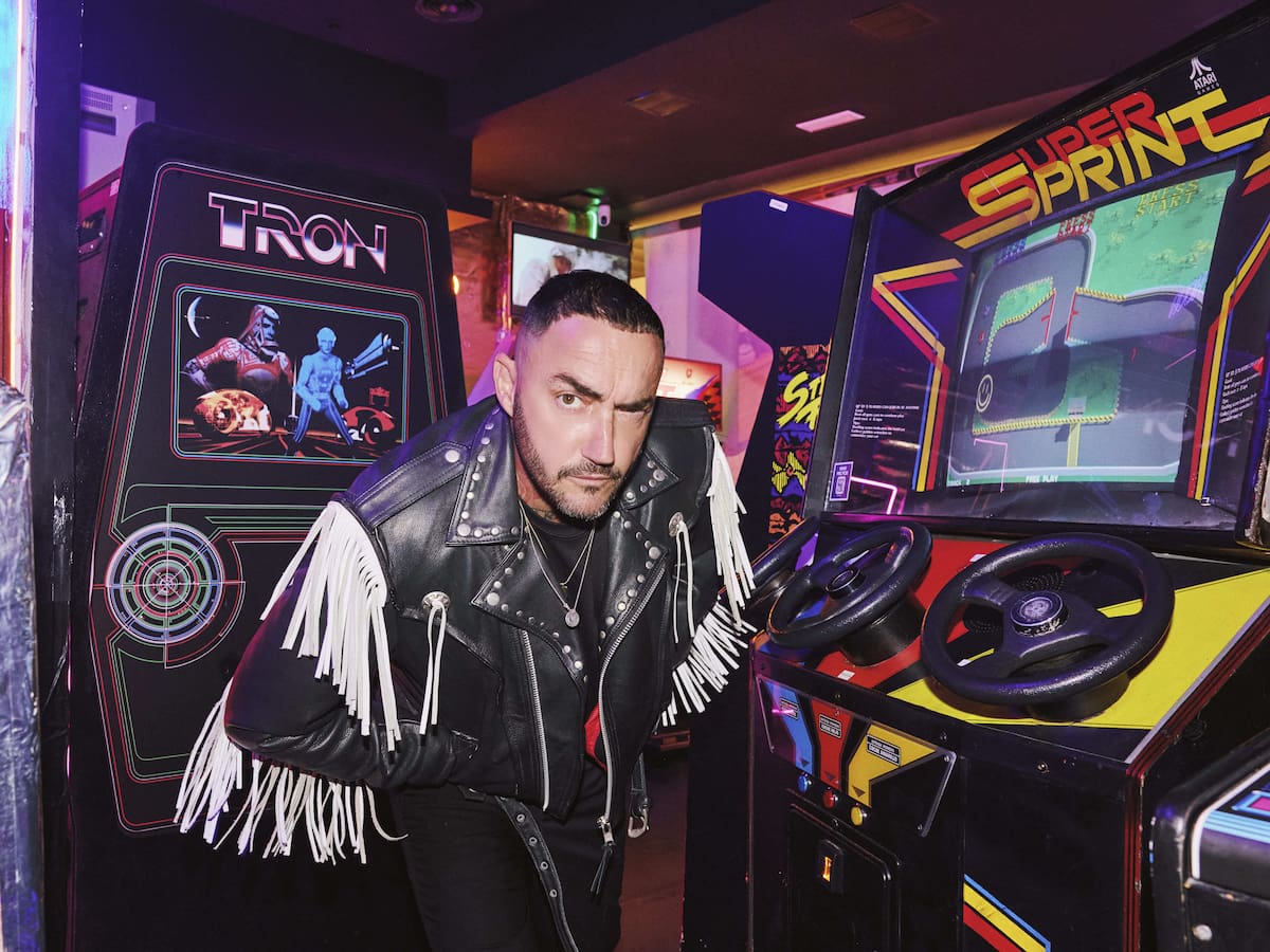 DJ Nano anuncia 'Chulería Navideña Madrileña', su nueva fiesta de Oro Viejo: “Quería hacer algo que conectase con nuestros orígenes y con los recuerdos de toda una generación”