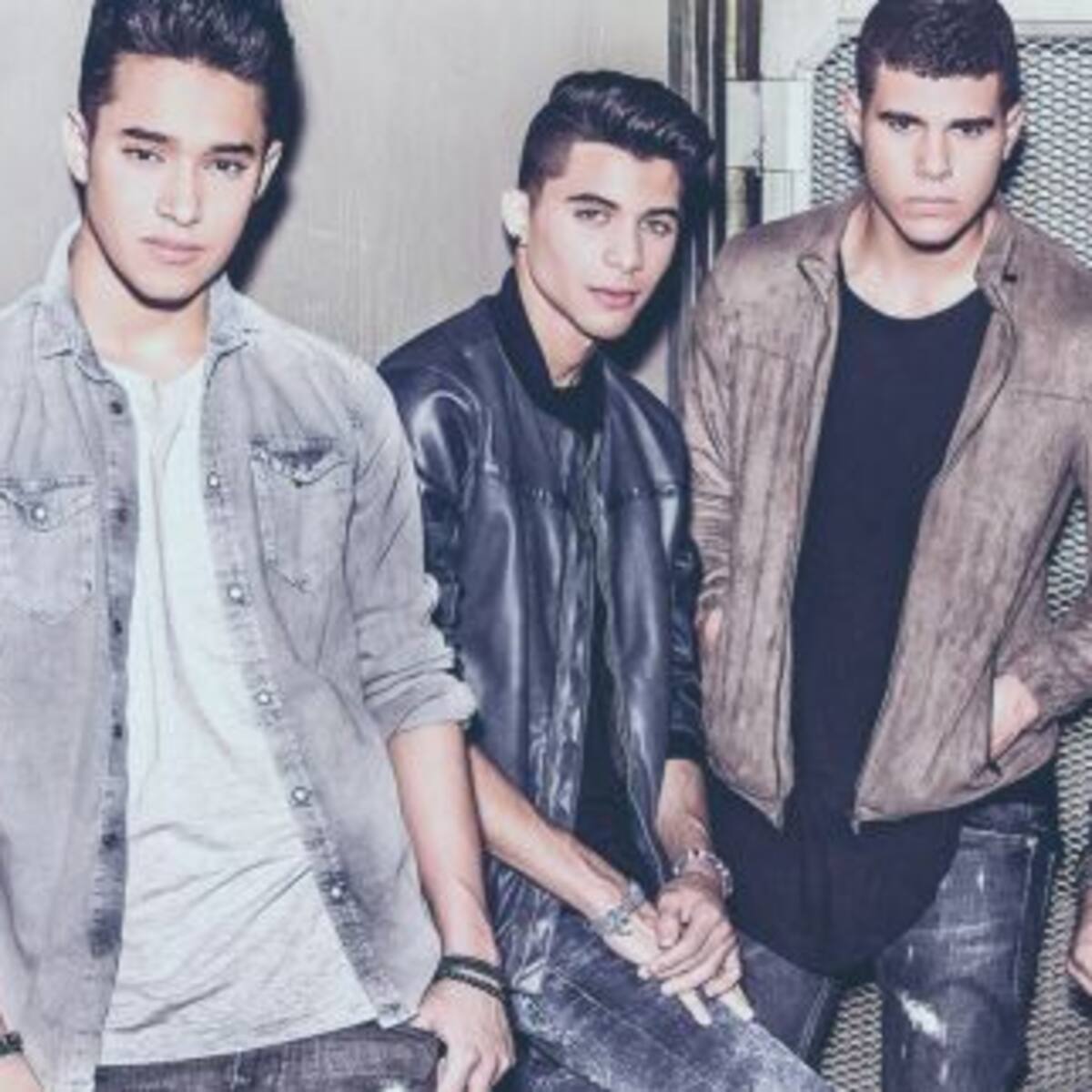 ¡CNCO sigue en el Puesto 1!