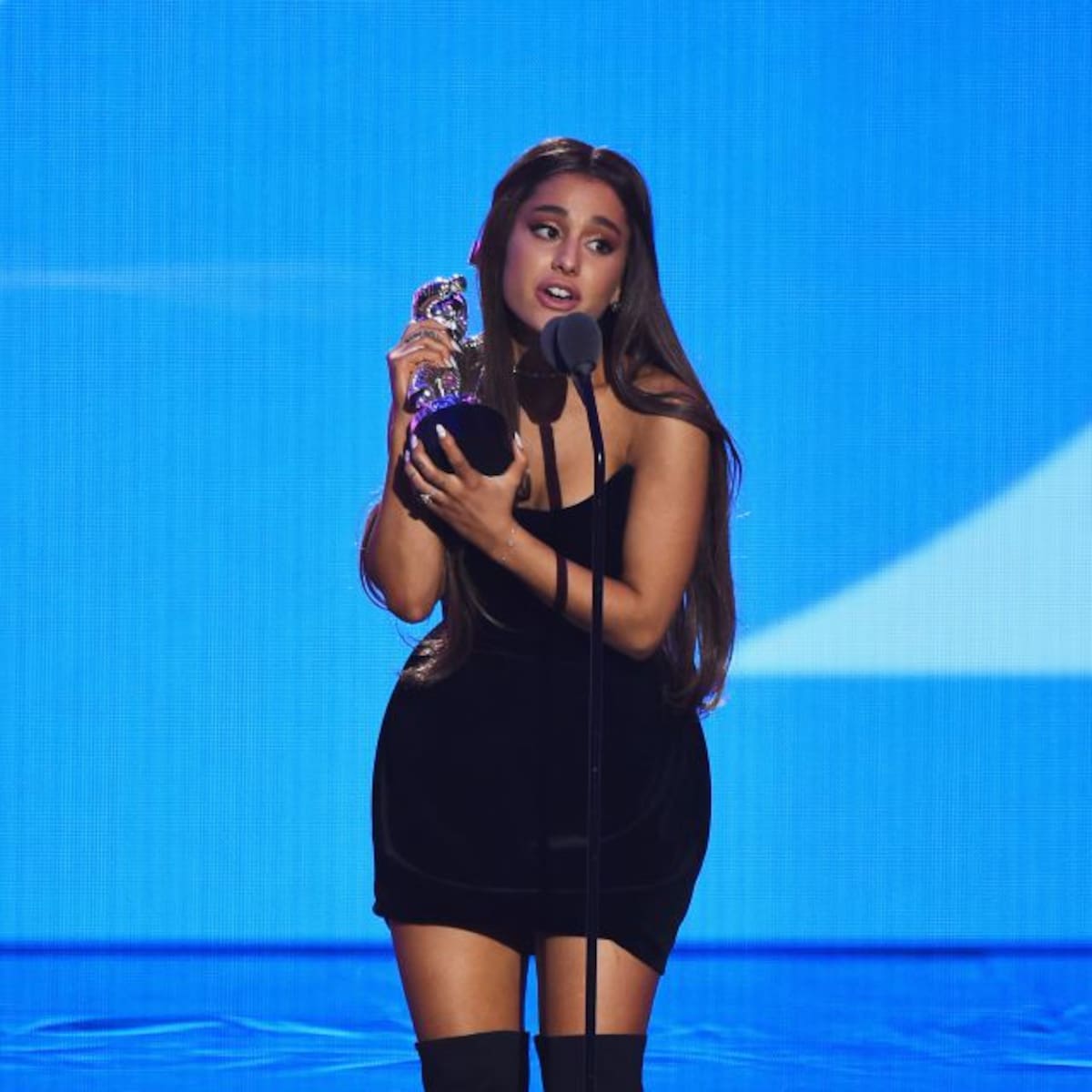 ‘Sweetener’ de Ariana Grande rompe récords