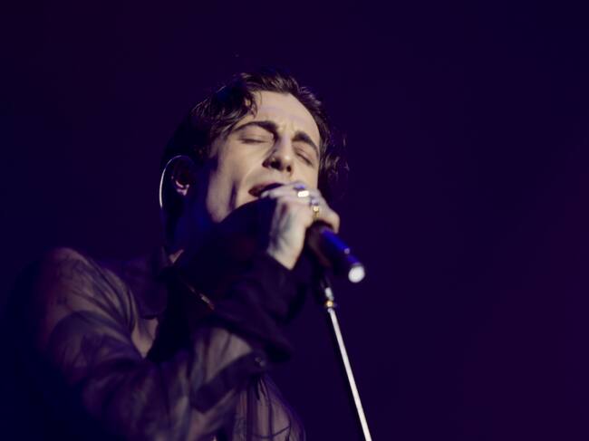 Si ‘Nothing Breaks Like A Heart’ ya nos flipaba con Miley Cyrus y Mark Ronson, con el cantante de Måneskin, más todavía.