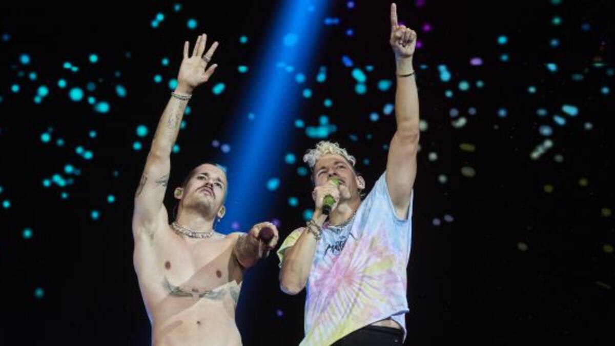 Mau & Ricky la rompieron en el Estadio Movistar Arena