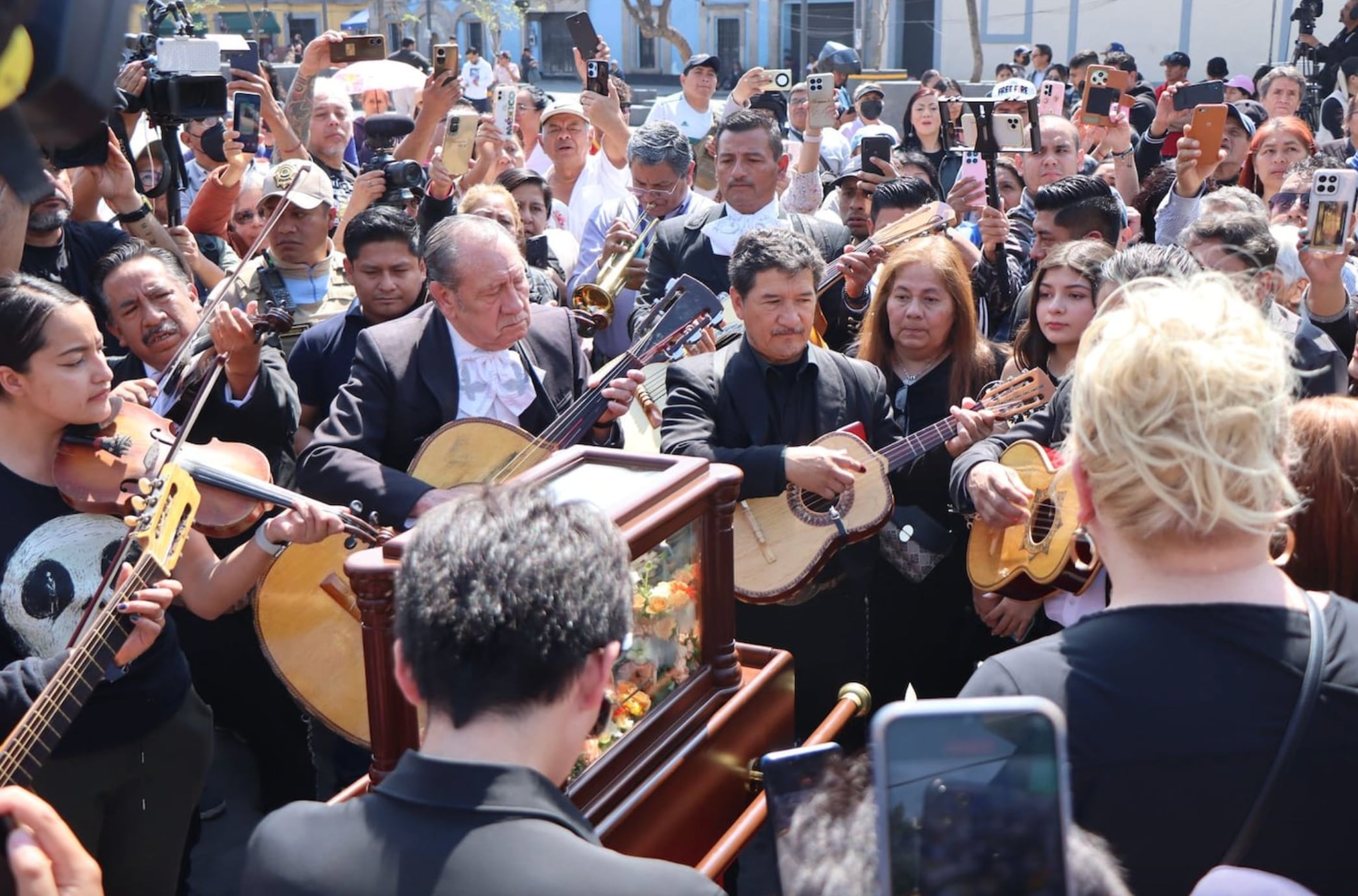 Los hijos de Paquita supuestamente se pelearon por su herencia en su funeral