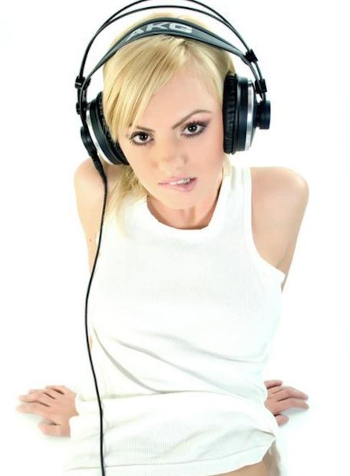 Desde pequeña mostró un gran interés por la música