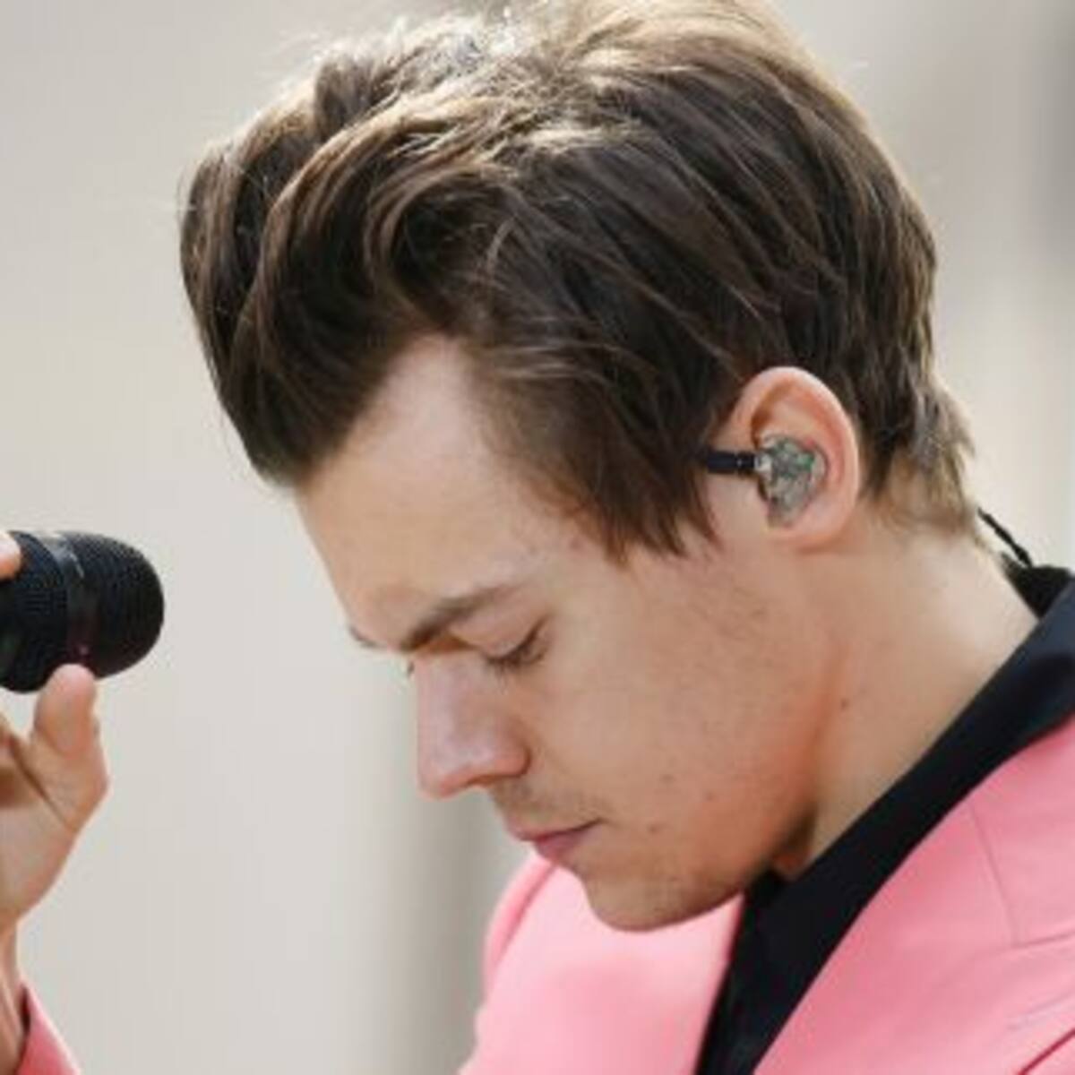 ¡Harry Styles se queda otra vez con el Puesto 1!