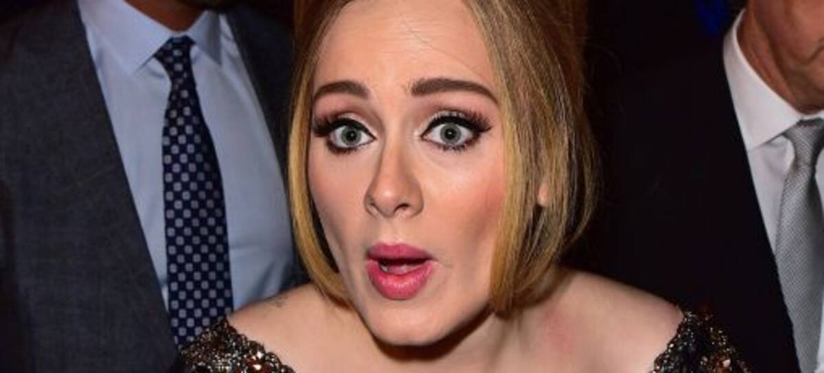 Adele a cara lavada