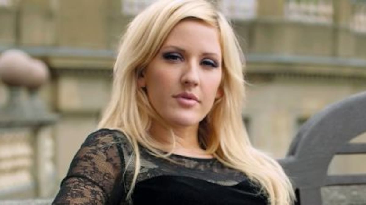 Ellie Goulding y las mil versiones de "Love Like You Do"