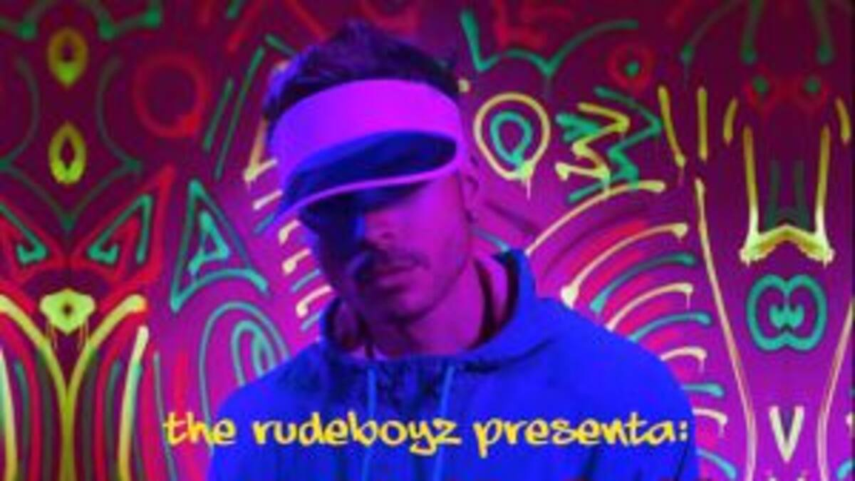 Reykon lanza “Macarena” y nos invita a un viaje entre realidad y fantasía