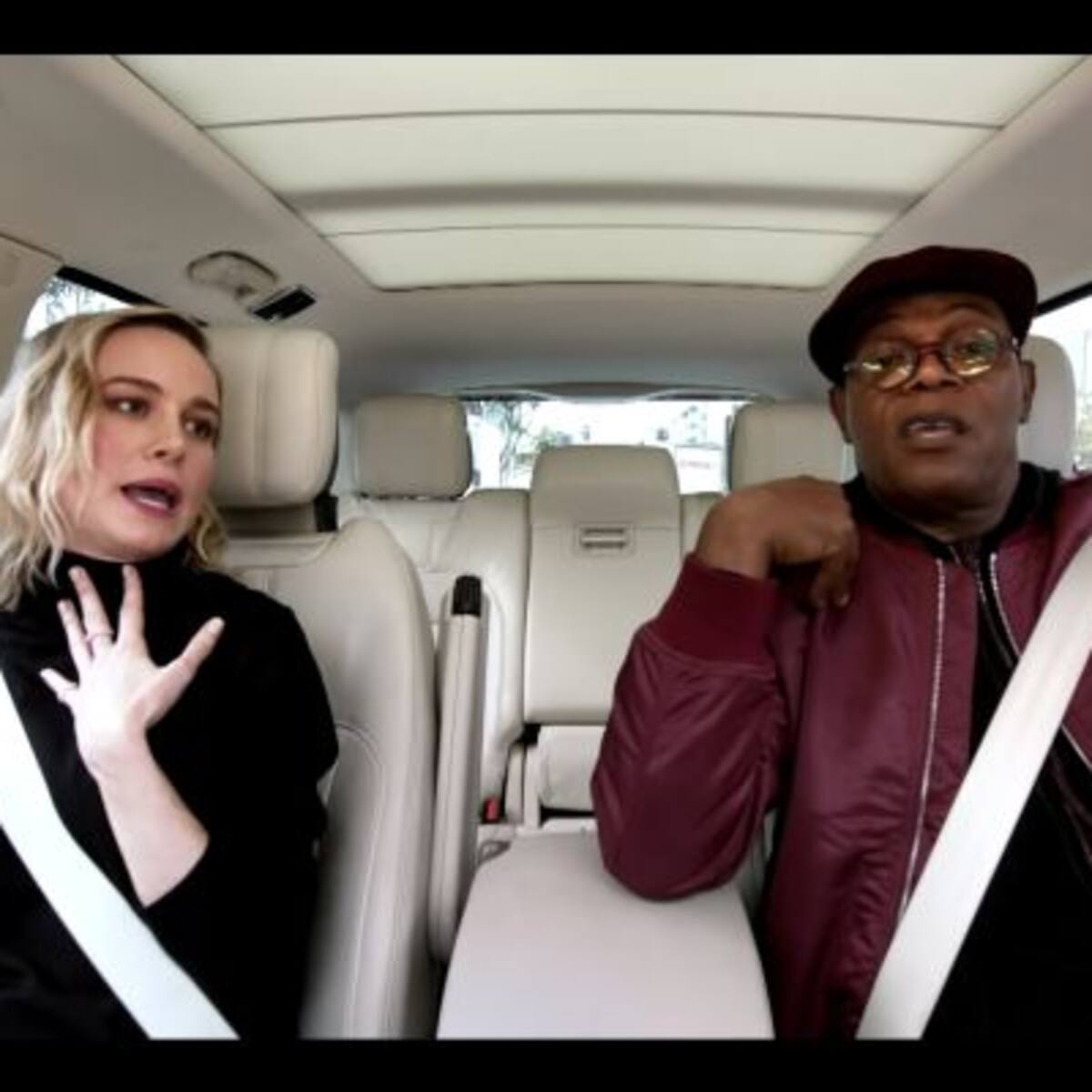 Tenés que ver a Capitana Marvel y a Nick Fury cantando los éxitos de Ariana Grande