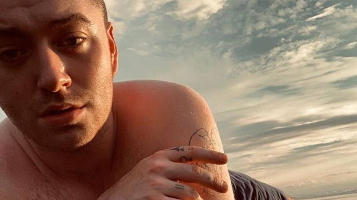 Sam Smith comparte su desnudo en las playas de Costa Rica