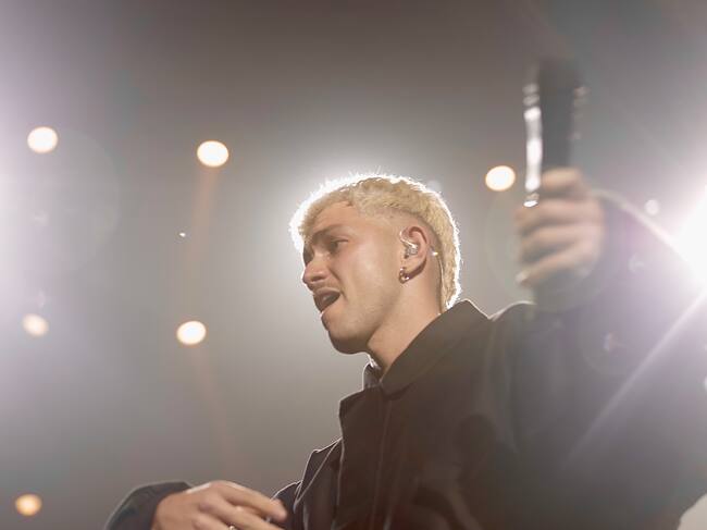 Si hay una canción que ha unido a Marc Seguí con el público es 'Tiroteo' y no ha querido dejar a nadie con ganas de cantarla y les ha dejado acompañarle cantando a capela.