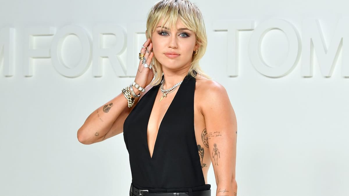 Miley Cyrus anuncia una colaboración con Dua Lipa en su nuevo disco