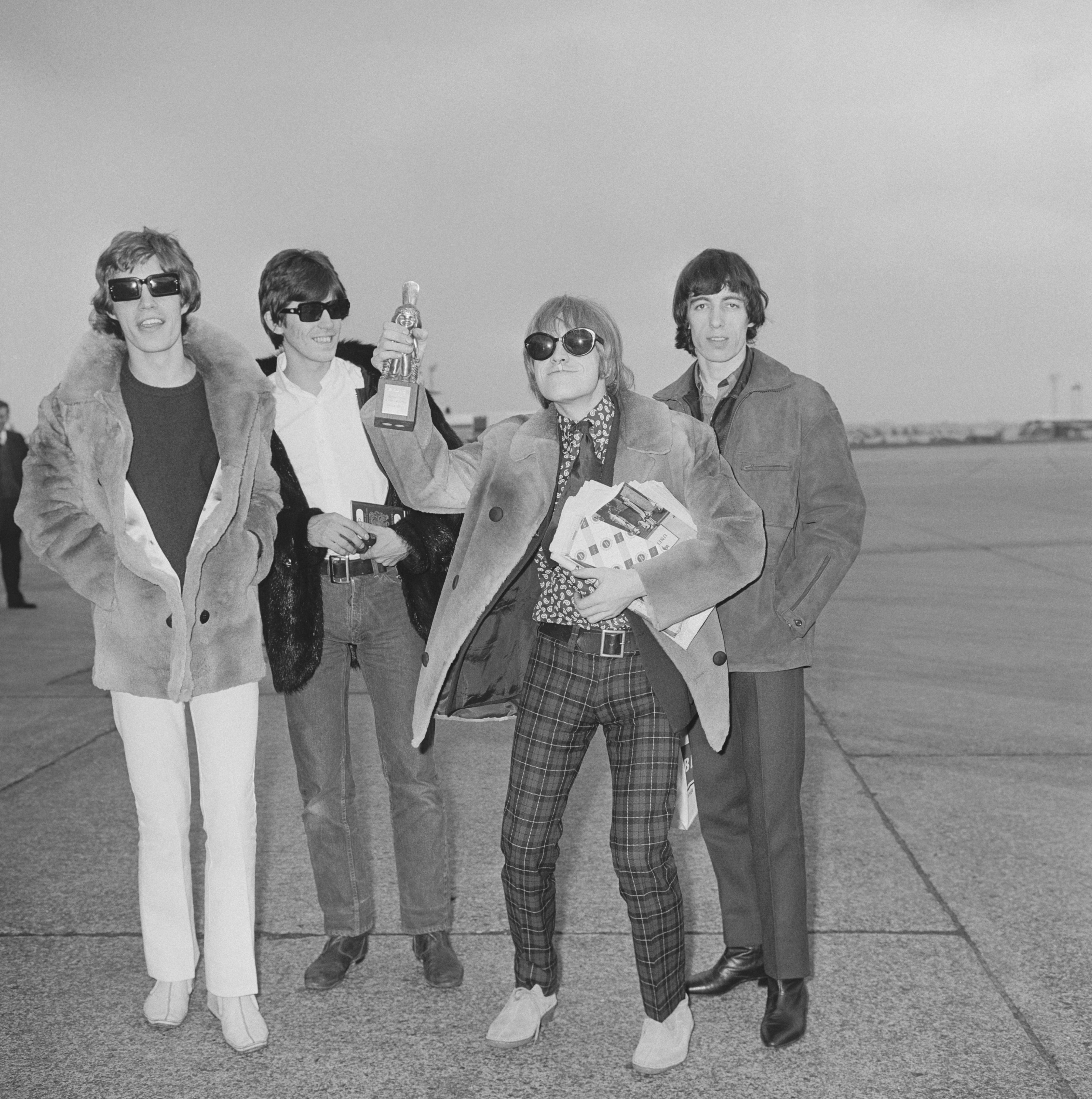 Los Rolling Stones aen el aeropuerto de Londres