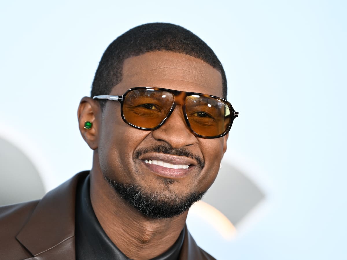 Usher detiene su intento de seducción a una fan de Nashville por su visible incomodidad sobre el escenario