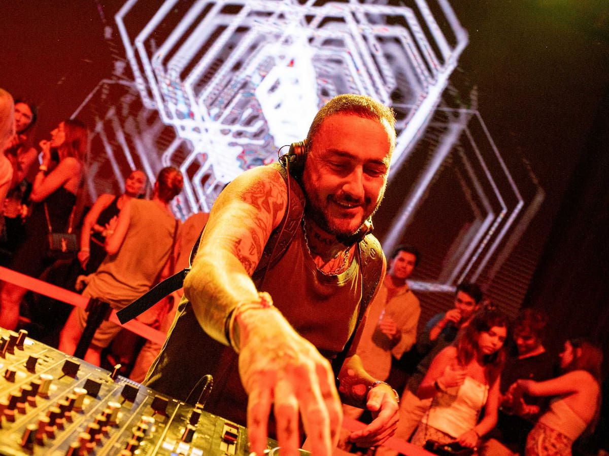 ¿Quieres ganar una invitación doble para la Pre-Party X Aniversario A Summer Story? ¡Participa!
