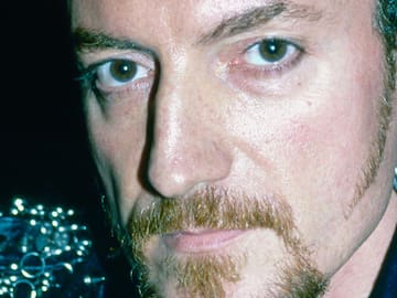 La infancia de Tino Casal: Hace 76 años nació un niño prodigio que se convirtió en todo un icono musical