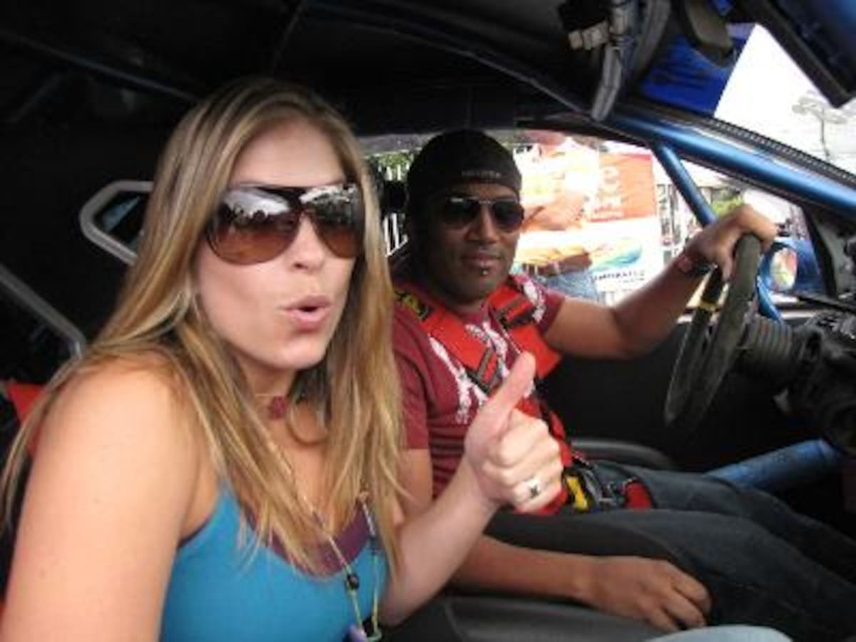 Viviana Calderón y Lewis
