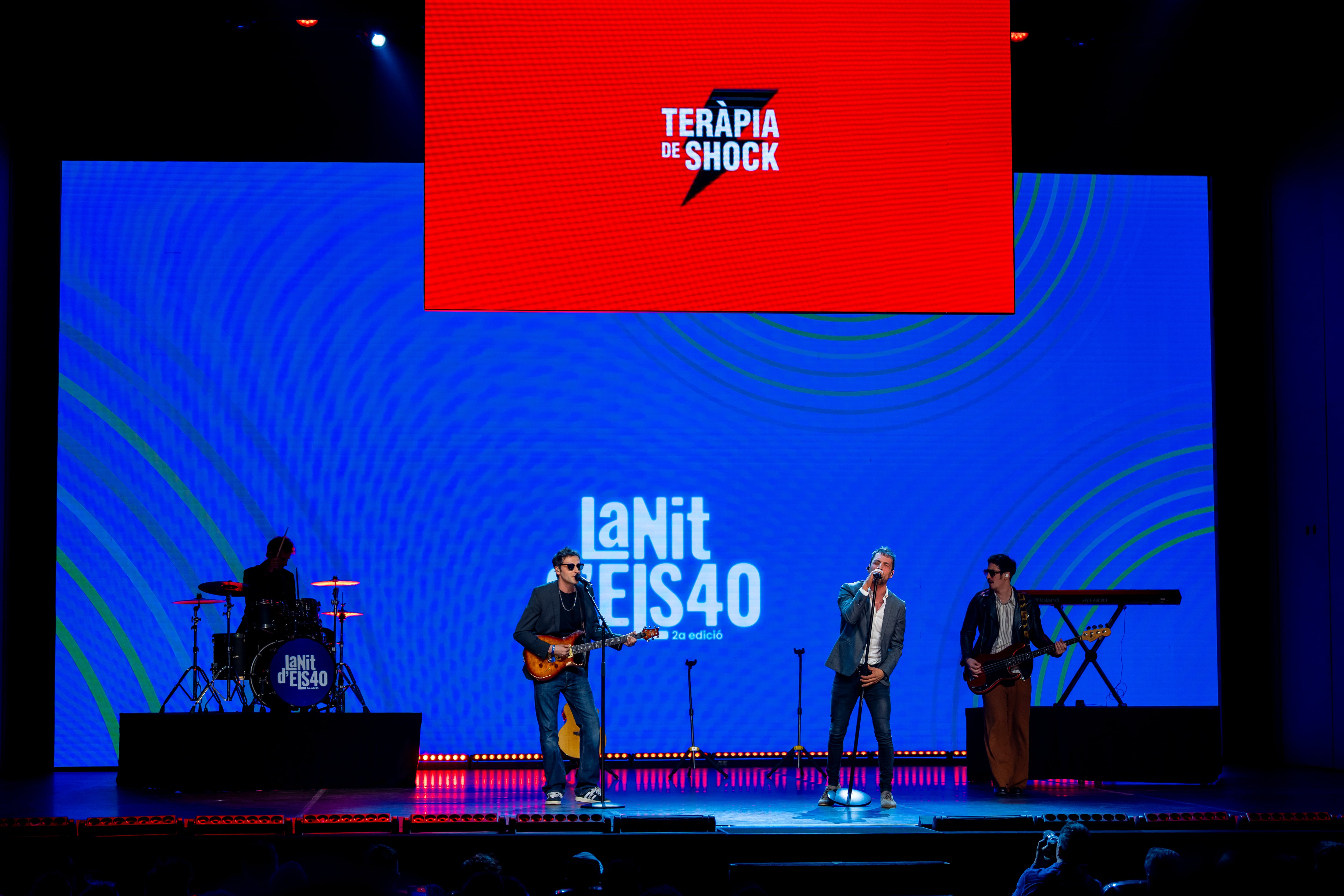 Teràpia de Shock actuant a La Nit d&#039;ELS40 2025